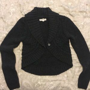 Cropped grey knit cardigan